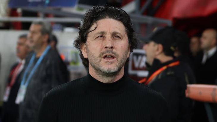 Trabzonspor Teknik Direktörü Fatih Tekke'den Maç Sonrası Değerlendirmeler: "İnsanların Güveni Sarsılıyor"