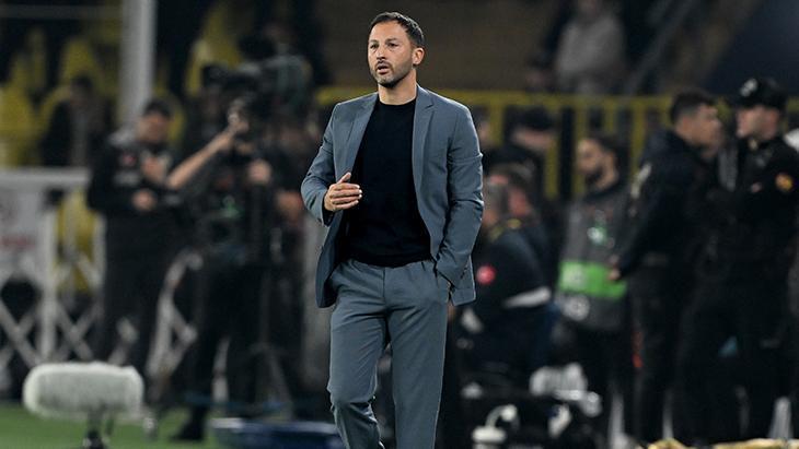 Fenerbahçe'de Tedesco'dan Oyunculara Moral Konuşması: "Ayağa Kalkmak İçin Önemli Fırsatlarımız Var"