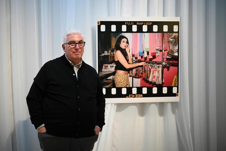 Ünlü Şarkıcı Amy Winehouse'un Kıyafetleri Miras Davasıyla Gündemde