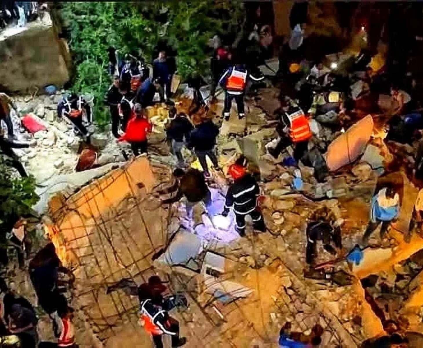 Fas'ta İki Bina Çöktü: 19 Kişi Hayatını Kaybetti, Kurtarma Çalışmaları Devam Ediyor