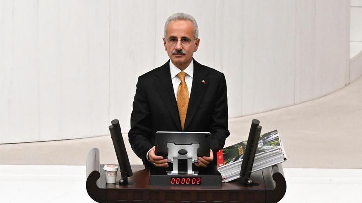 Türk Telekom İmtiyazı 2050'ye Uzatıldı: 20 Milyar Dolarlık Yatırımın Kapısı Aralandı