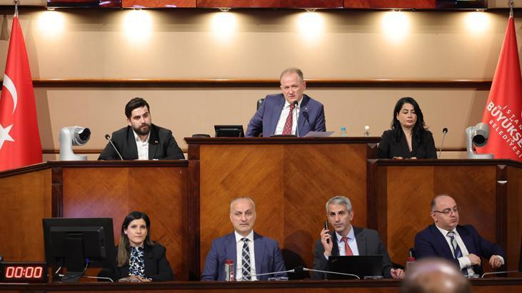 İBB Meclisinde AK Parti'den Zamlara Sert Tepki: "Gelişi Güzel ve Bilgisizce"
