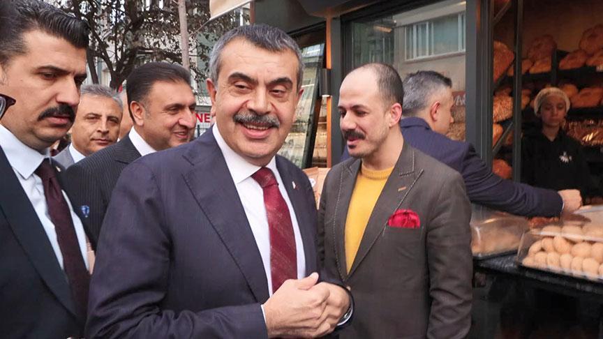 Milli Eğitim Bakanı Yusuf Tekin, Okul Ziyaretinde Öğretmen ve Öğrencilerle Buluştu
