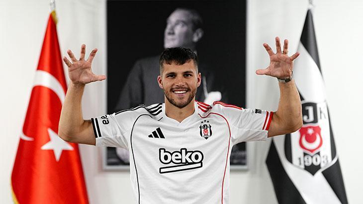 Beşiktaşlı Futbolcu David Jurasek'e İki Kulüpten Resmi Talip Var