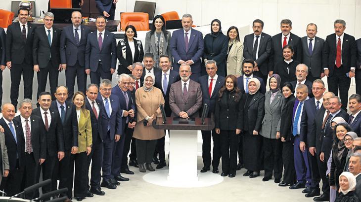 Nadir Toprak Elementleri ve Petrol Rezervlerindeki Atılım: Türkiye Ekonomiye Değer Katıyor