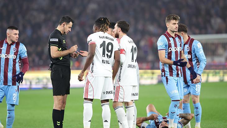 Trabzonspor-Beşiktaş Karşılaşmasında Tartışmalı An: Kırmızı Kart İtirazları
