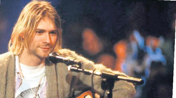 Kurt Cobain'in Efsanevi Gitarı Müzede Yerini Aldı