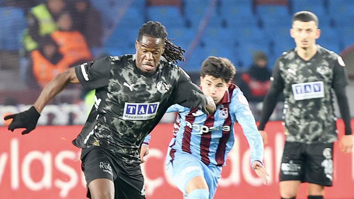 Trabzonspor, Türkiye Kupası'nda Kendi Sahasında Alanyaspor'a Boyun Eğdi