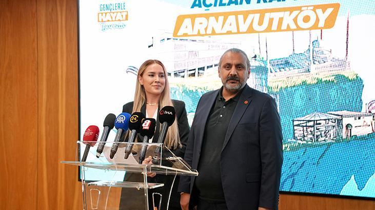 Arnavutköy'de CHP'li Meclis Üyelerinden İstifa