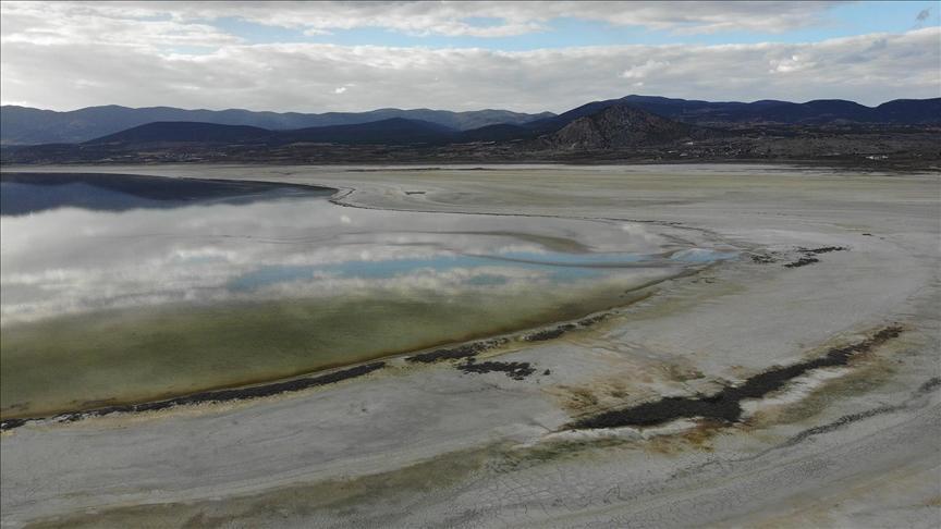 Burdur Gölü'nü Kurtarma Eylem Planı Açıklanıyor: Kuraklık Tehdidiyle Mücadele