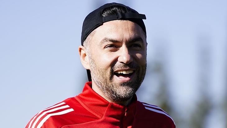 Gaziantep FK'da Burak Yılmaz Dönemi Başladı: Takım Sahaya İndi
