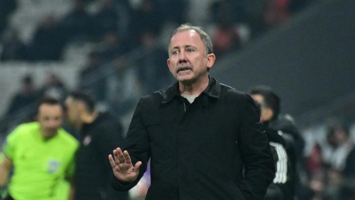 Sergen Yalçın'dan Çaykur Rizespor Maçı Sonrası Ağır Eleştiriler: "Rafa Silva'nın Antrenmanları Sıfır!"