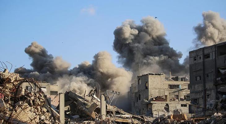 İsrail Ateşkesi İhlal Ederek Gazze'de Saldırılara Devam Ediyor