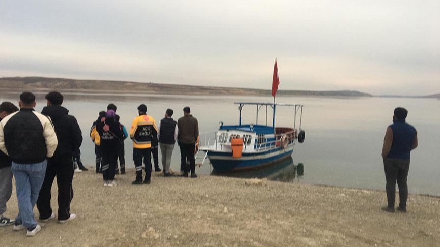 Atatürk Barajı'nda Tekne Faciası: Bir Kişi Kayıp