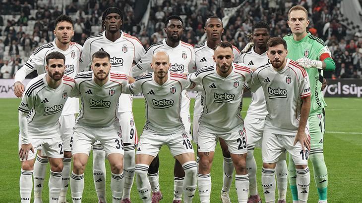 Beşiktaş'ta Kaleci Planları Mert Günok'un Ayrılık Talebiyle Değişti