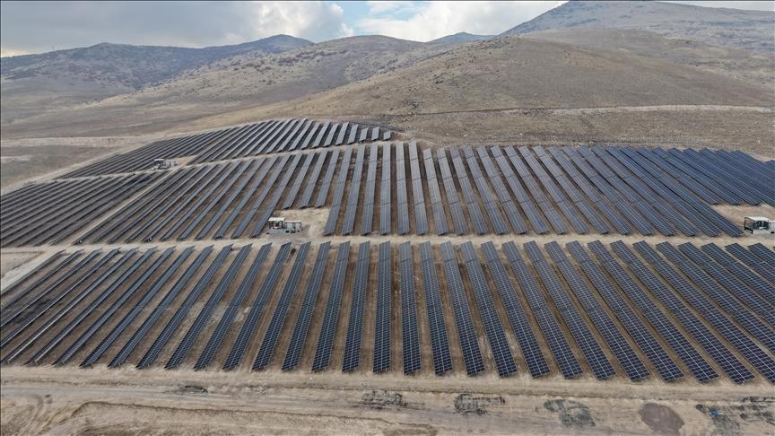 İncesu OSB, Elektrik İhtiyacının Yarısından Fazlasını Güneş Enerjisiyle Karşılayarak Yeşil Dönüşümde Öncü Oluyor