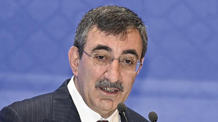 Bayraktar KIZILELMA'dan Otonom Yakın Kol Uçuşu: Cumhurbaşkanı Yardımcısı Yılmaz'dan Açıklama