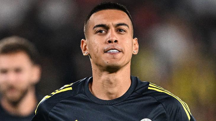 Fenerbahçe'de İrfan Can Eğribayat'a İki Kulüpten Teklif