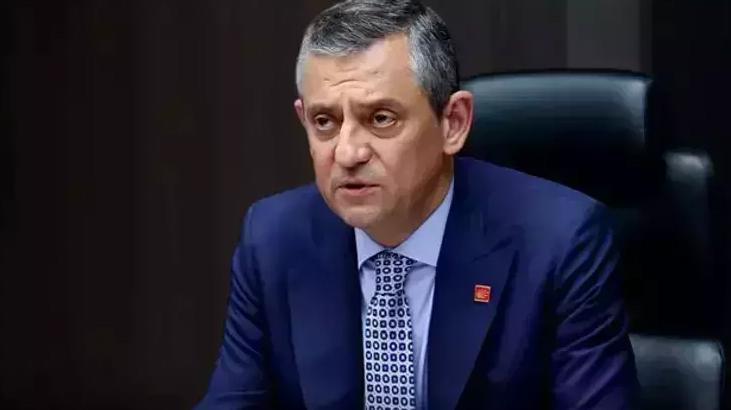 Özgür Özel'den Geniş Kapsamlı Miting Programı: Yurt İçi ve Yurt Dışı Seçmenlere Ulaşım Hedefleniyor