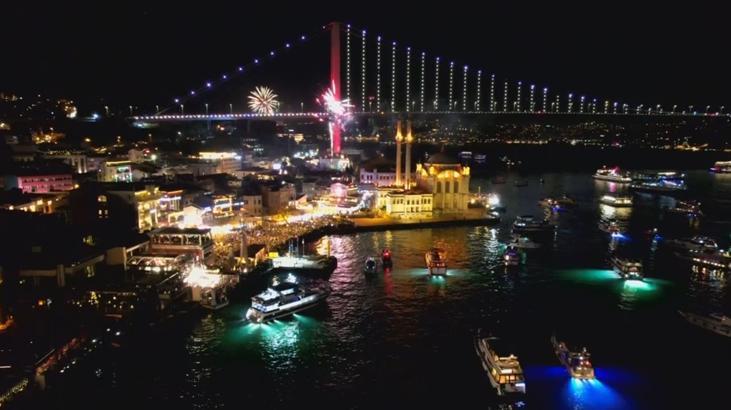 İstanbul Yeni Yıla Dev Kutlamalarla Merhaba Dedi