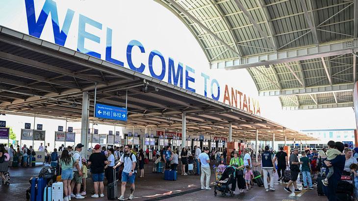 Antalya Turizmde 2025'i Zirvede Tamamladı