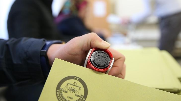 Türkiye'deki Siyasi Partilerin Üye Sayıları Güncellendi: AK Parti Liderliğini Sürdürüyor