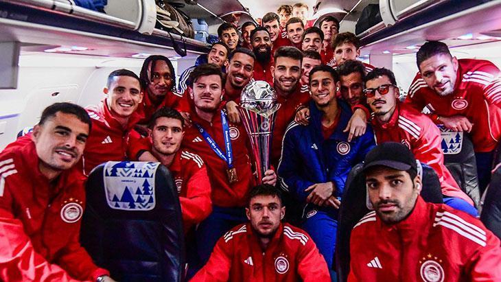 Yusuf Yazıcı Sahne Aldı: Olympiakos Yunanistan Süper Kupası'nda Şampiyon