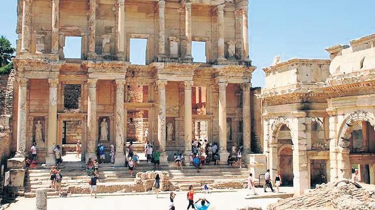 Efes Örenyeri Ziyaretçi Rekoruyla Zirvede