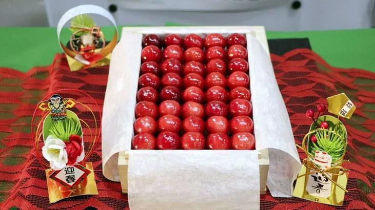 Yılın İlk Kirazları Rekor Fiyatla Satıldı: Tanesi 7 Bin TL'yi Aştı
