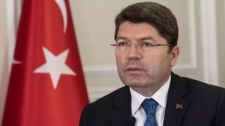 Sosyal Medya Paylaşımları Nedeniyle Avukat Hakkında Soruşturma Başlatıldı