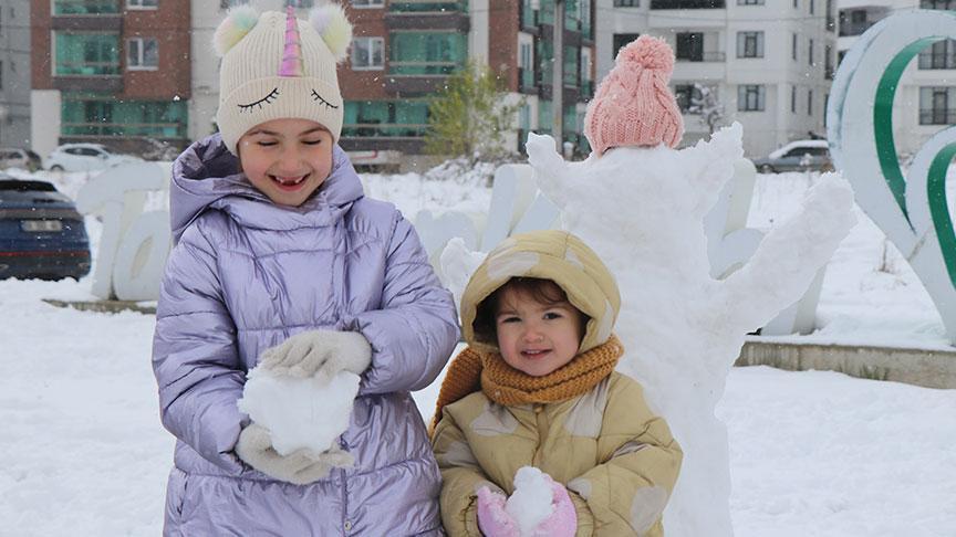 Şırnak'ta Olumsuz Hava Koşulları Nedeniyle Okullar Tatil Edildi
