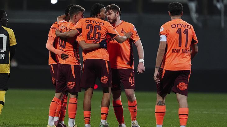 Trabzonspor, İstanbulspor'u Farklı Mağlup Etti: 6-1