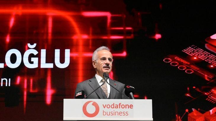 Bakan Uraloğlu'ndan 5G Adımları ve Gelir Açıklaması