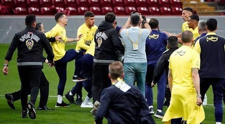 Galatasaray-Fenerbahçe Derbisi Sonrası Kavganın Davasında Hüküm Açıklandı
