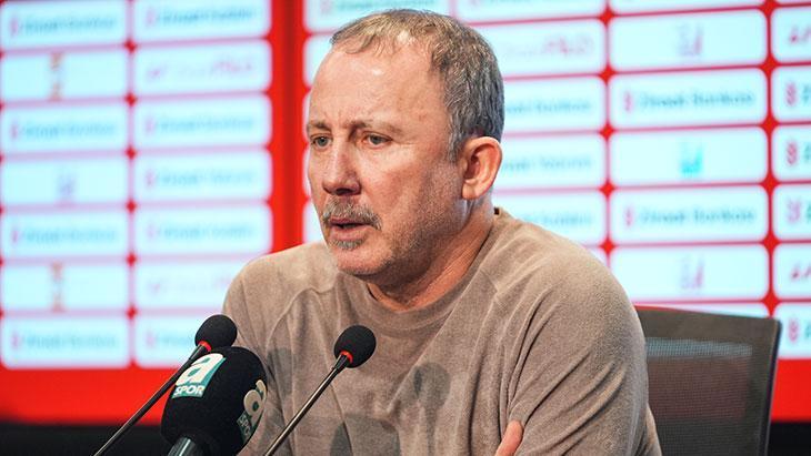 Beşiktaş'ta Transfer Harekatı ve Necip Uysal Kararı: Sergen Yalçın Detayları Açıkladı