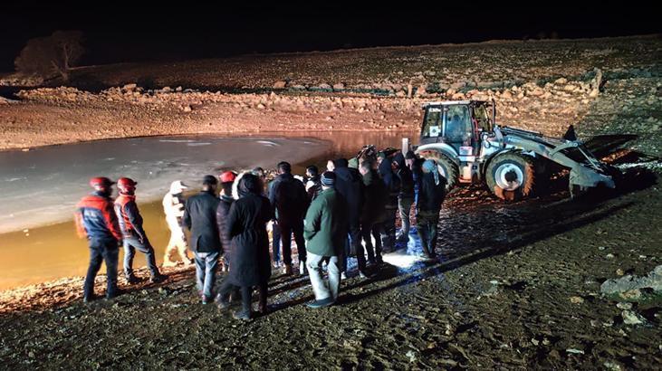 Buzlu Gölde Ayak İzleri Kayıp Çocuklar İçin Umut Oldu