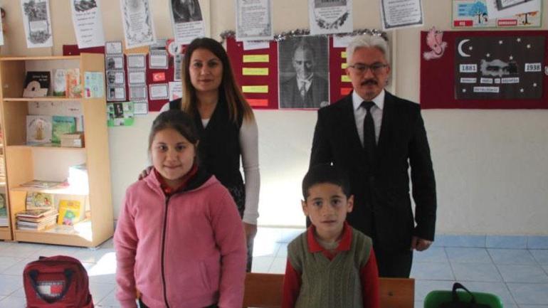 Sarıkavak İlkokulu'nda karne töreni