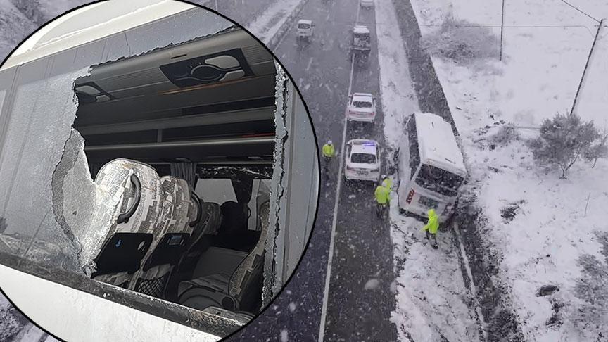Yolcu Otobüsü Kazazedelerin Arasına Daldı: Bir Kişi Hayatını Kaybetti, Dört Kişi Yaralandı