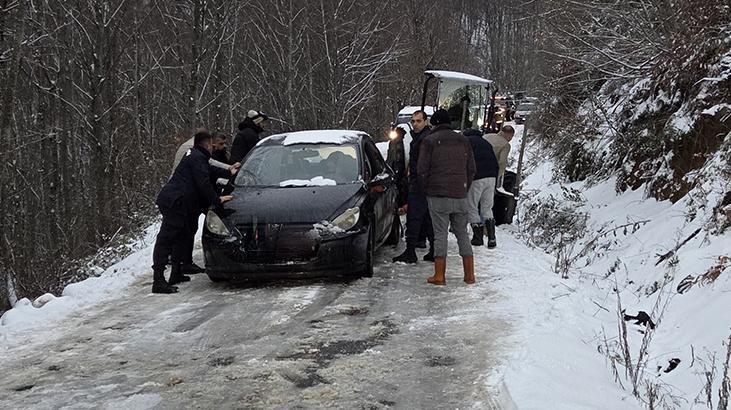 Yalova'da Kar Esareti: 35 Kişi Yolda Kaldı, Kurtarma Ekipleri Seferber Oldu