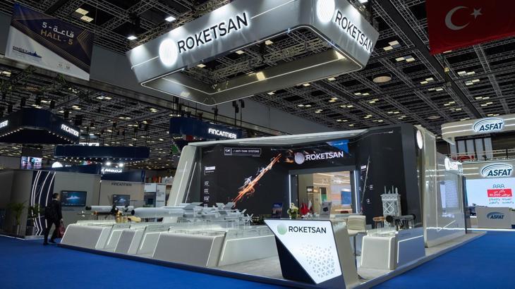ROKETSAN, Katar'daki Savunma Fuarında Yeni Nesil Teknolojilerini Sergiliyor