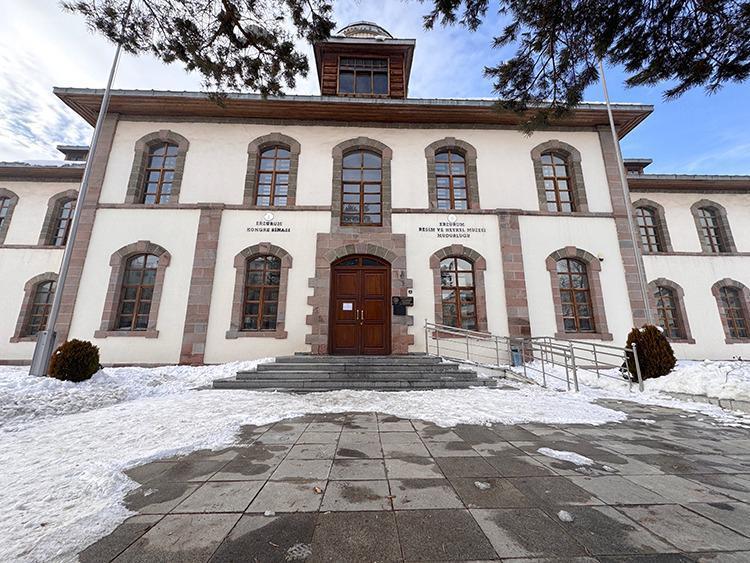 Erzurum Kongre Binası Yıkılmıyor: Tarihi Yapı Güçlendirme İle Korunacak