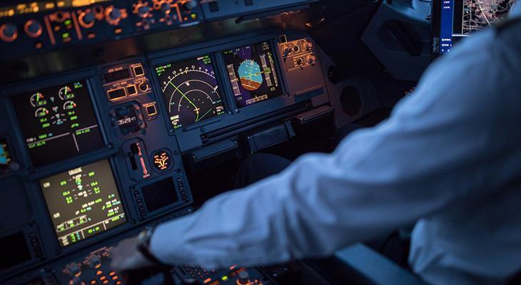 Sahte Pilot Kimliğiyle Dört Yıl Boyunca Ücretsiz Uçtu