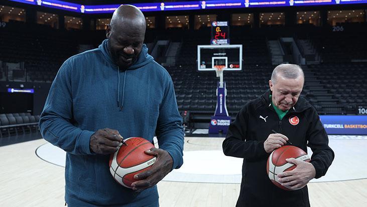 Cumhurbaşkanı Erdoğan ve Efsane Basketbolcu O'Neal Sahada Buluştu