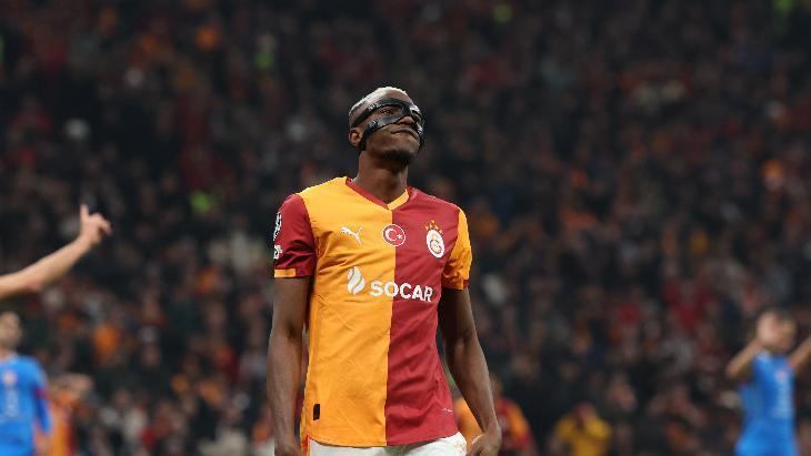 Galatasaray'ın Yıldız Oyuncusu Osimhen'den Transfer İtirafı: Takım Arkadaşlarını İkna Etmeye Çalışıyor