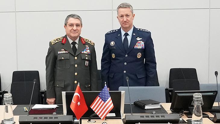 Genelkurmay Başkanı Bayraktaroğlu, ABD'li Mevkidaşı Caine ile Brüksel'de Buluştu