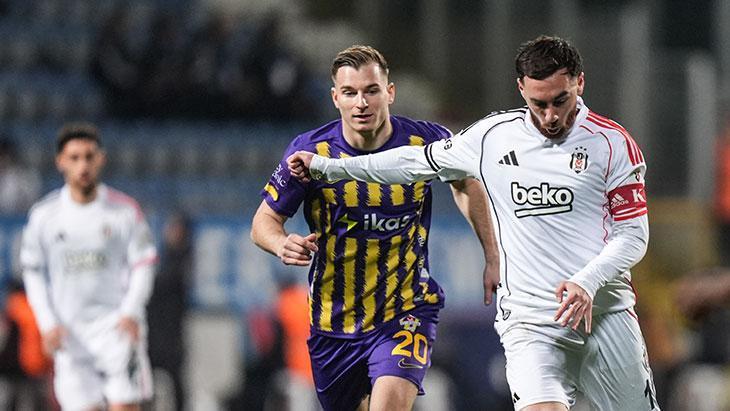 Süper Lig'de Eyüpspor ve Beşiktaş Dört Gole Sahne Olan Mücadelede Berabere Kaldı