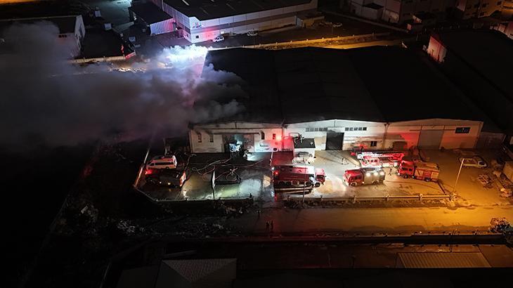 Kayseri'de Mobilya Fabrikasında Büyük Yangın: Alevler Kontrol Altına Alındı