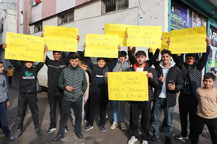 Gençlerden Yüksek Başlık Parası Taleplerine Tepki: "Kibar Feyzo Gibi 50 Yıl Önce Anlatılmıştı"