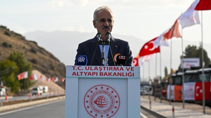 Türkiye'nin Bölünmüş Yol Ağı Dünya Çevresini Dörtte Üçüne Ulaştı