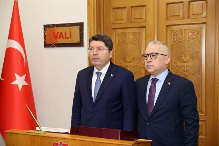 Adalet Bakanı Yılmaz Tunç Sivas'ta